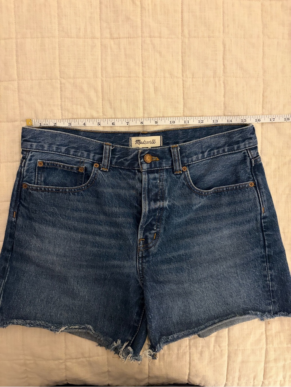 Madewell Brynn Women's Denim Cutoff Shorts in Dark Blue 27